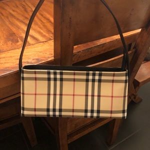 Authentic Burberry Pochette Shoulder Bag